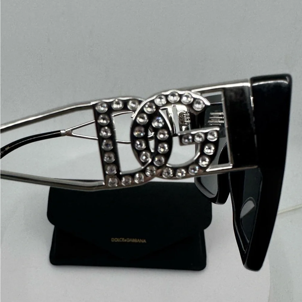 Dolce & Gabbana Black Diva Square Oversized Frame Sunglasses Luxury, Brand New!